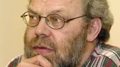 Per-Åke Andersson (v) frågar om löneskillnader för anställda inom Finspångs kommun.
FOTO: TITTI OLOVSSON