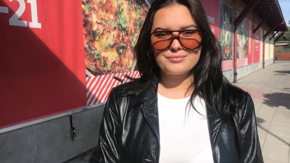 Amanda Warence vet inte vad hon skulle ha röstat på.