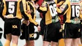 Stena attackerad. Men den här gången var det inte spelare, utan Djurgårdens tränare Sören Åkeby, som angrep Finspångs allsvenske domare med grova ord i samband med mötet Örgryte-Djurgården på Gamla Ullevi.
FOTO: PRESSENS BILD