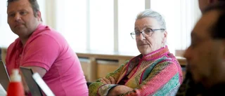 Öppna nämndsmöten återremitterades