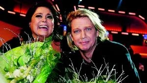 Två lyckliga veteraner. Anna Book och Tommy Nilsson, två schlagerartister som varit med förr, kammade hem segern i helgens deltävling av Melodifestivalen.Foto: Maja Suslin/Scanpix