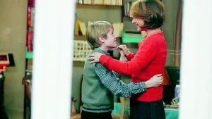 Victor Sévaux och Nathalie Baye i franska känslodramat "Min son". Foto: Nonstopentertainment