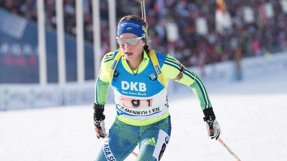 DÅLIG JAKTLYCKA. Det blev ingen jaktlycka för Anna Magnusson efter den starka tiondeplaceringen i fredagens sprint. Fyra missade skott innebar att hon rasade till plats 39 i resultatlistan.