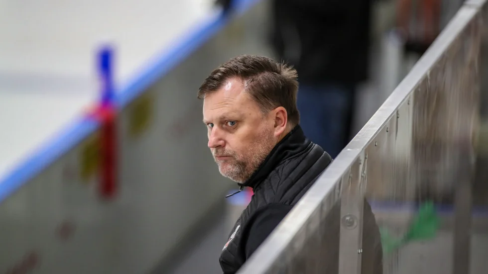 Björn Olsson är numera i Mjölby där alltvåan väntar. Nyligen plockade han in lovande backen Alexander Skoglund från Guts, men någon fler spelare därifrån är inte aktuellt.