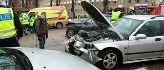 Vänstersväng förbjuds på promenaden