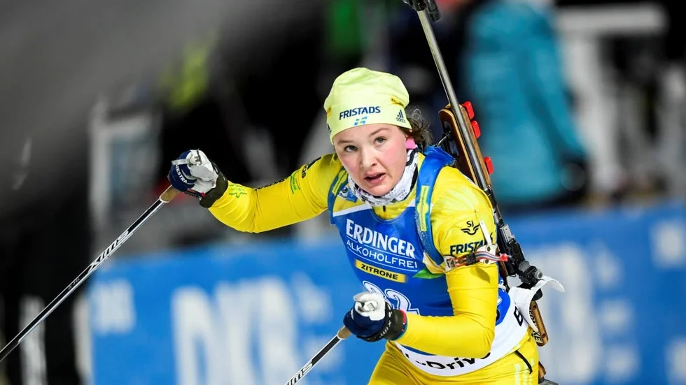 ÖSTERSUND 20171129
Sveriges Linn Persson slutade på en fin 15:e plats i onsdagens distanslopp damer 15 km vid världscuptävlingarna i skidskytte på skidskyttestadion i Östersund. 
Foto: Pontus Lundahl / TT / kod 10050