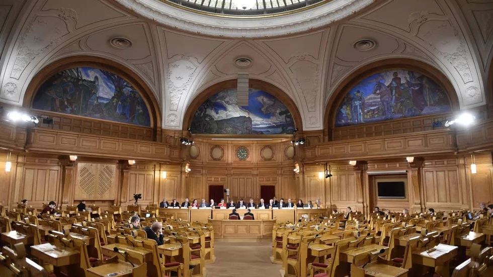 LANDSBYGDSPOLITIK. Onsdag 22 november arrangerade riksdagens landsbygdsnätverk, LRF och organisationen ”Hela Sverige ska leva!” ett landsbygdspolitiskt seminarium i riksdagens vackra andrakammarsal.