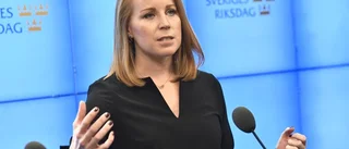 Mörka rötter finns hos fler partier