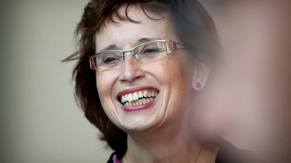 Gudrun Brunegård (KD)
Sjuksköterskebristen löses idag genom extra arbetsinsatser av personal.