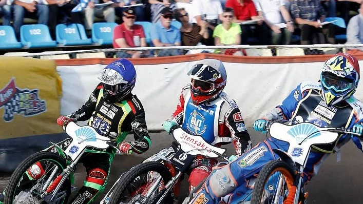 Tillbaka. Fredrik Engman är med i Piratlaget igen efter att Damian Balinski tagit han plats i den senaste matchen.