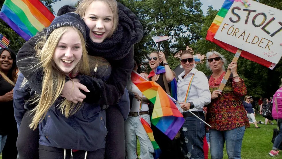 Hannah Hallberg och Rebecka Johansson hoppas på en Pridefestival i Motala i år också.