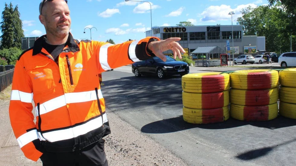 Projektledare Henrik Elsehamn räknar med att reparationerna på Östermalmsgatan kommer att ta flera år.