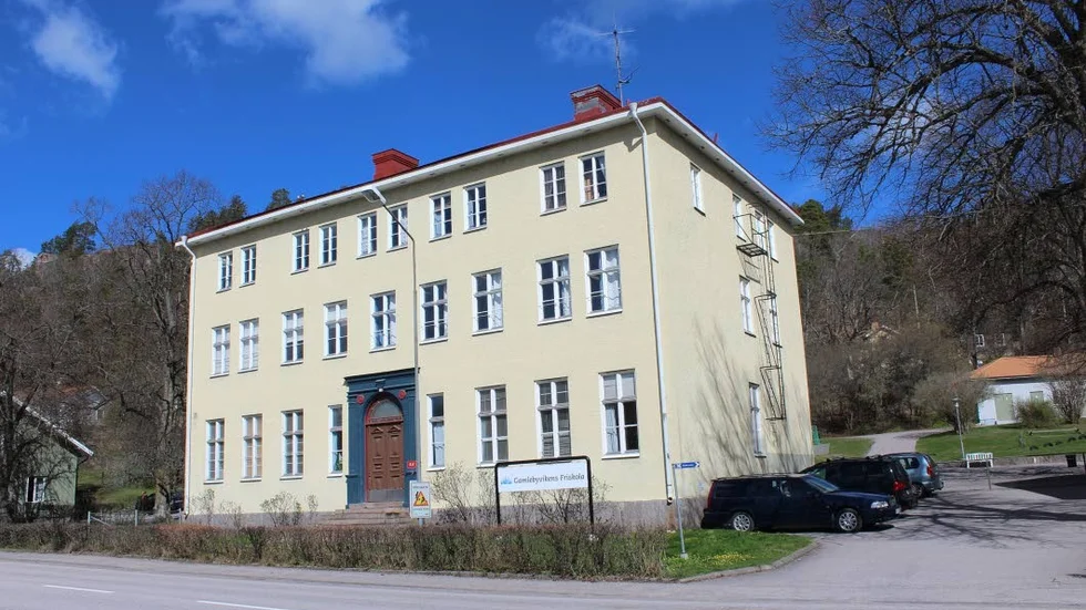 Friskola. Skolan drivs i dag av en stiftelse men ska efter årsskiftet bli ett aktiebolag.