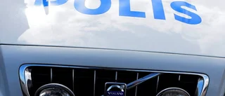 Polis tvingade ungdom radera bilder