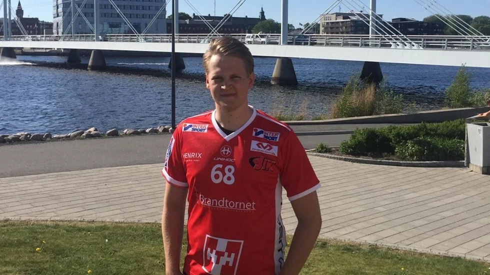 Filip Bergman lämnar Onyx och flyttar till Jönköping för spel i Sveriges högsta liga, SSL. Foto: Jönköpings IK