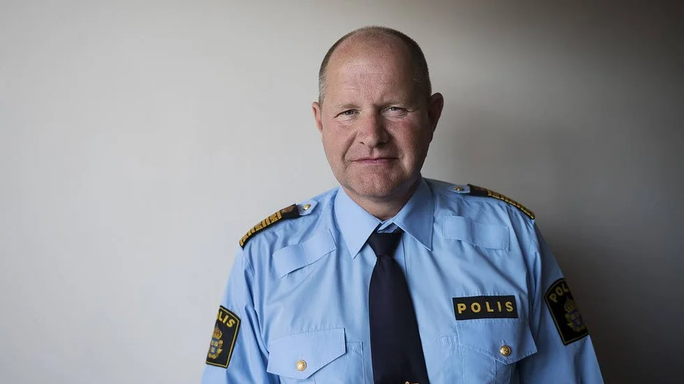 Rikspolischef. Dan Eliasson borde koncentrera sig på att förbättra verksamheten.