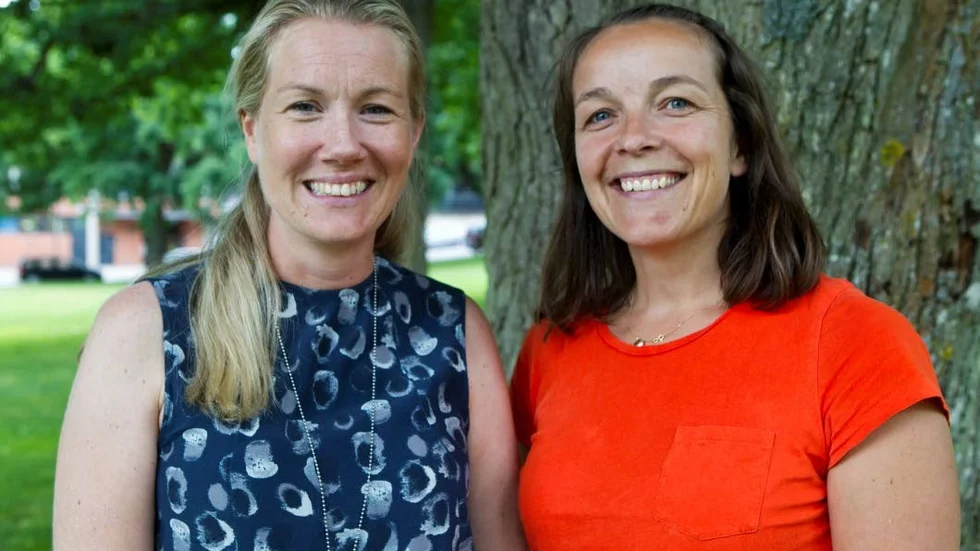 NÖJDA. Lina Wallsten och Emma Lönneskog trivs väldigt bra i föreningen.