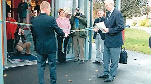 Lennart Bogren nyinvigde Solgården.