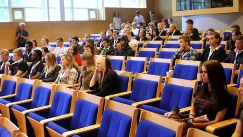 Cirka 80 ungdomar från hela länet har deltagit.