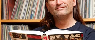 Serier och punklyrik på biblioteket