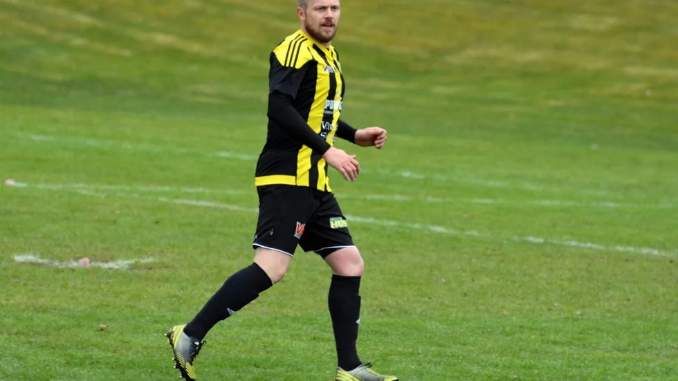 Johan Hermansson Liström var en av Gullringens bästa spelare när man förlorade hemma mot Växjö-laget Hovshaga med 1-0 i eftermiddags.