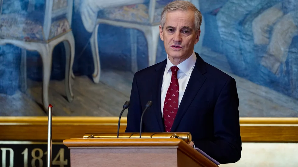Norges statsminister Jonas Gahr Støre (Ap) presenterade regeringens förslag om extra försvarsanslag för stortinget på fredagen.