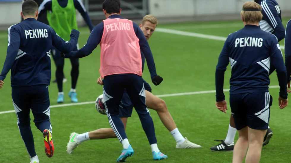 Filip Dagerstål är med på IFK:s träning.