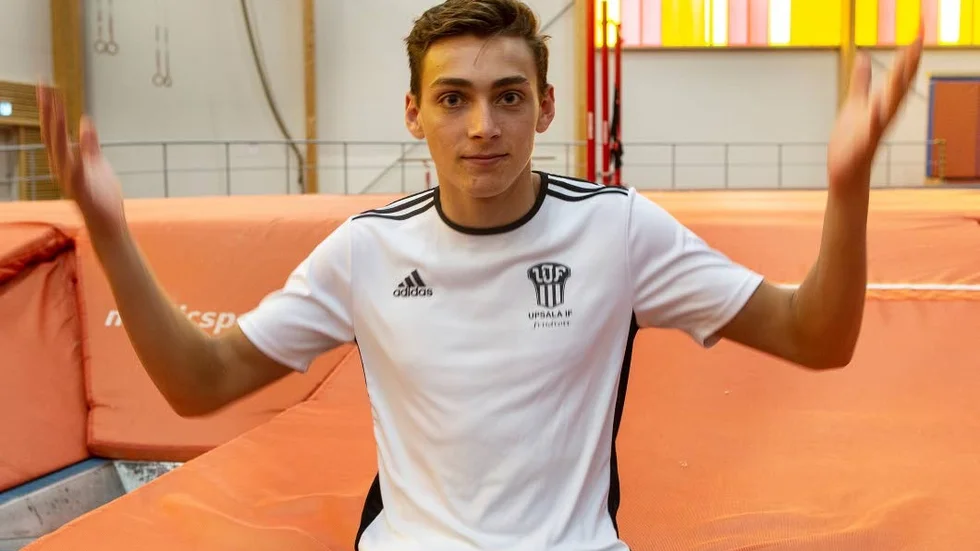 Armand Duplantis knockar konkurrenterna i friidrottsvärlden just nu.