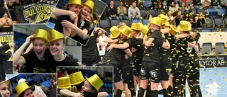 Glädjetårar, kramkalas och konfetti – se glädjeyran efter allsvenskan-avancemanget