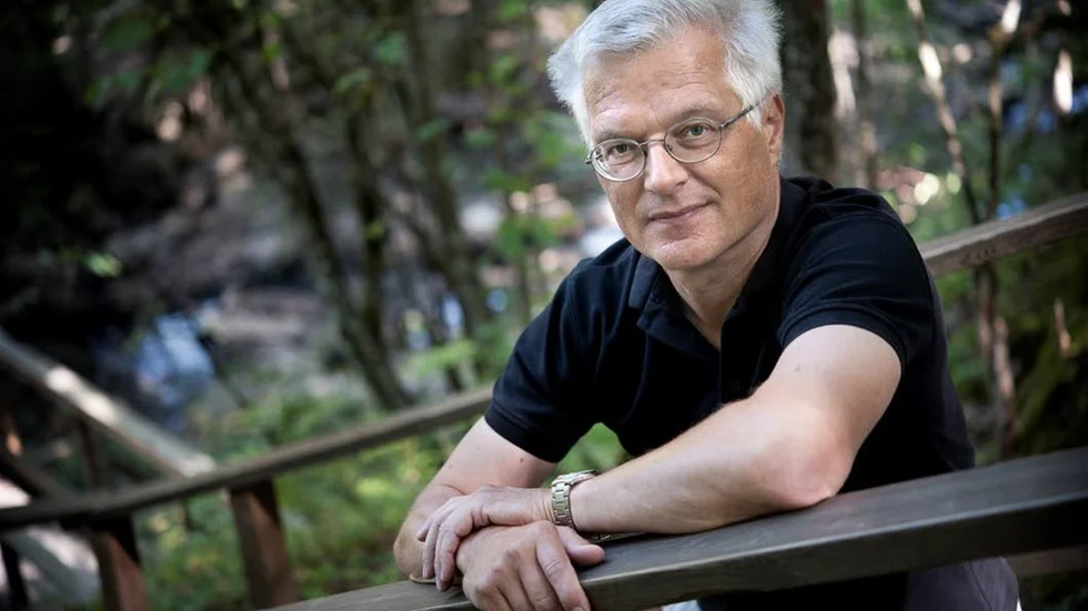 Johan Svedjedal är professor på Litteraturvetenskapliga institutionen vid Uppsala universitet.
