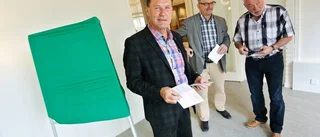 Politiker la sin förtidsröst