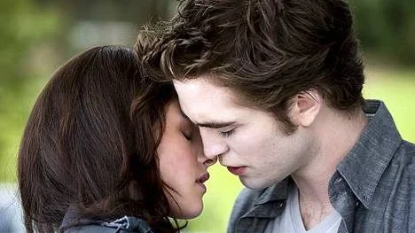 Kristen Stewart och Robert Pattinson i Twilight.