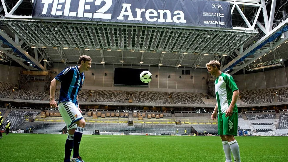 Tillbaka. Daniel Jarl (tv) inför invigningen av Tele2 Arena, en arena dit han återvänder i premiären av allsvenskan.