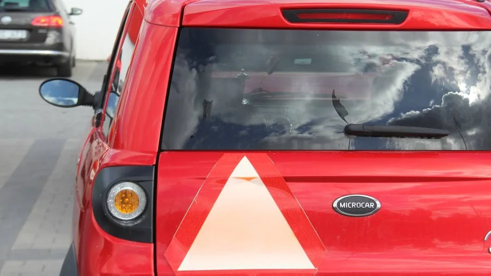 Kör man A-traktor som går för fort kan det bli böter eller andra straff.
