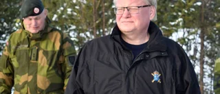 Försvarsministern: "Det är djupt beklagligt"