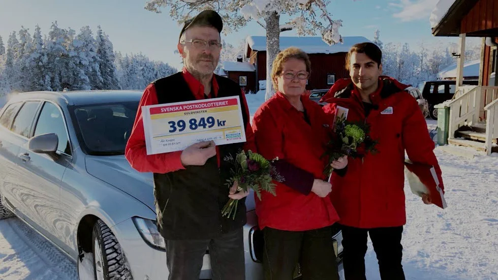 Åke och Arja Kuoppa i Kitkiöjärvi vann 500 000 och en ny volvo V90.