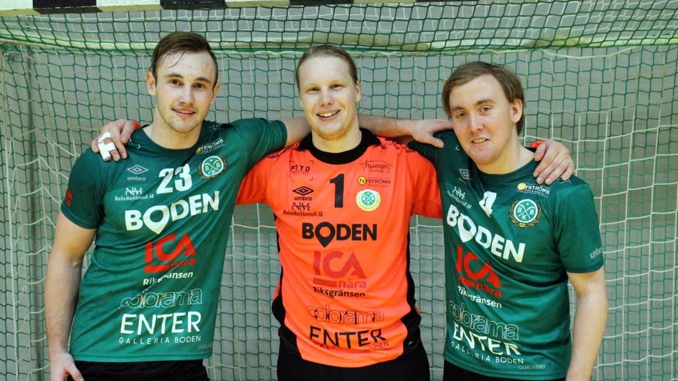 Alexander Anglöw, till vänster, gjorde åtta mål när Boden vann.