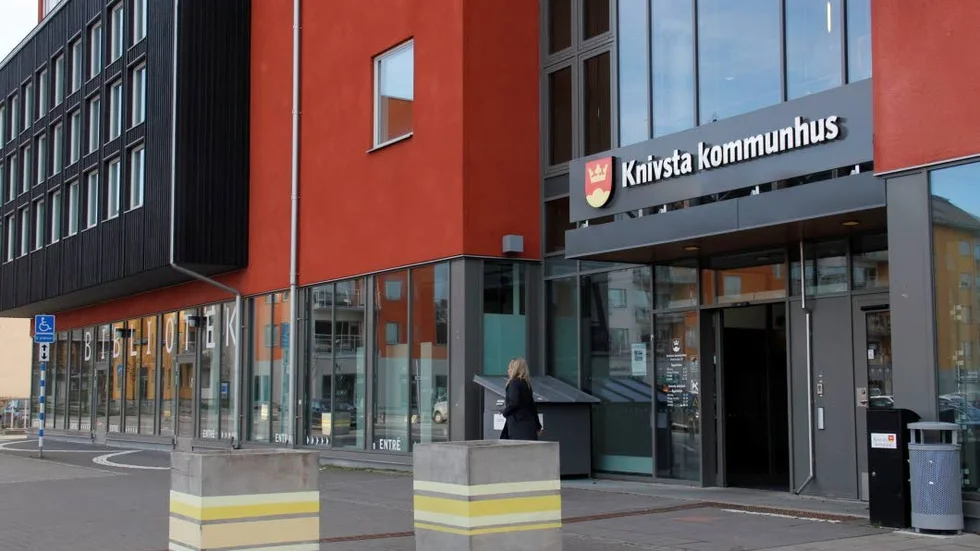 Knivsta borde ha generösare öppettider på biblioteket, skriver Jonas Dahlgren.