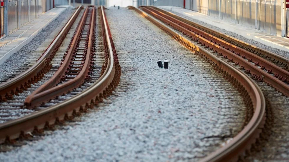 Ännu finns inget besked från regeringen om det blir några pengar till spårvägsbygge i Uppsala.