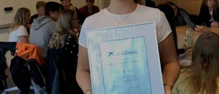 Hon fick stipendium för sitt civilkurage