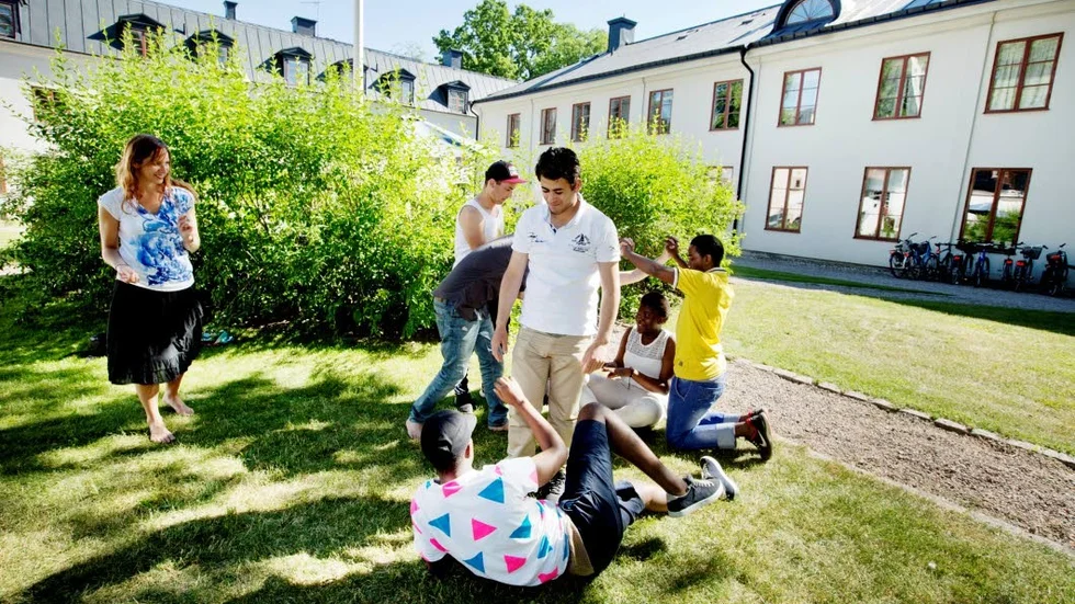 Teater Aros teaterskola på Röda Korset.