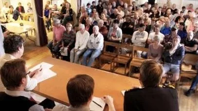 Informationsmöte i Mehedeby angående bärplockarläger.