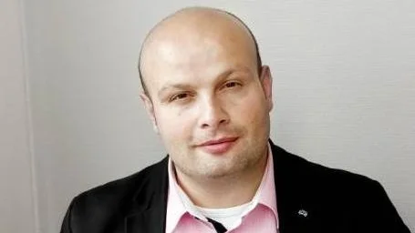 Mohamad Hassan, kommunalråd (FP), skriver tillsammans med Karin Hassan Jansson, docent i historia.