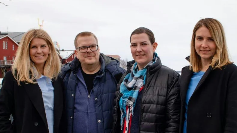Therese Brun, vice vd och Johanna Grimståhl, vd, tillsammans med de nya rekryteringarna Axel Berger och Terése Taaveniku.