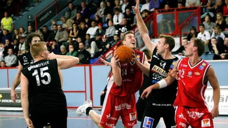 Det blir Plannja i kvarten för Uppsala Basket.