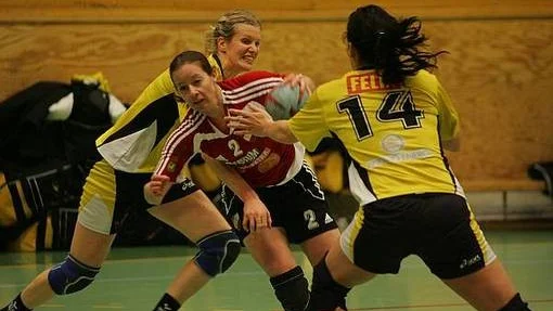 Astrid Nilsson tar sig fram.