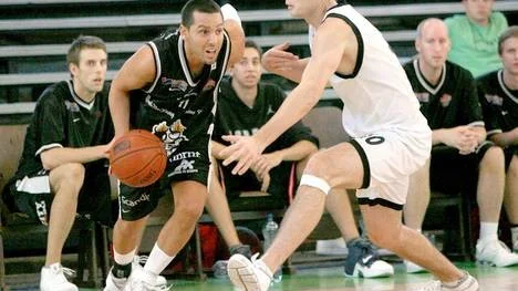 Uppsala Basket dominerade en del av matchen, men sedan vände det.