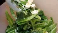 Caesarsallad med fettsnåla ingredienser.