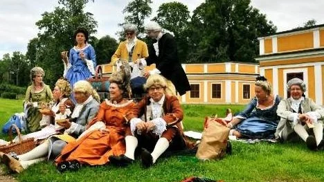1700-talsentusiasterna i Sällskapet Grevinnan Brahe från Uppsala.