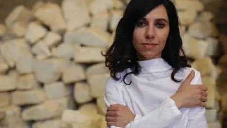 PJ Harvey, maximalt hyllad.